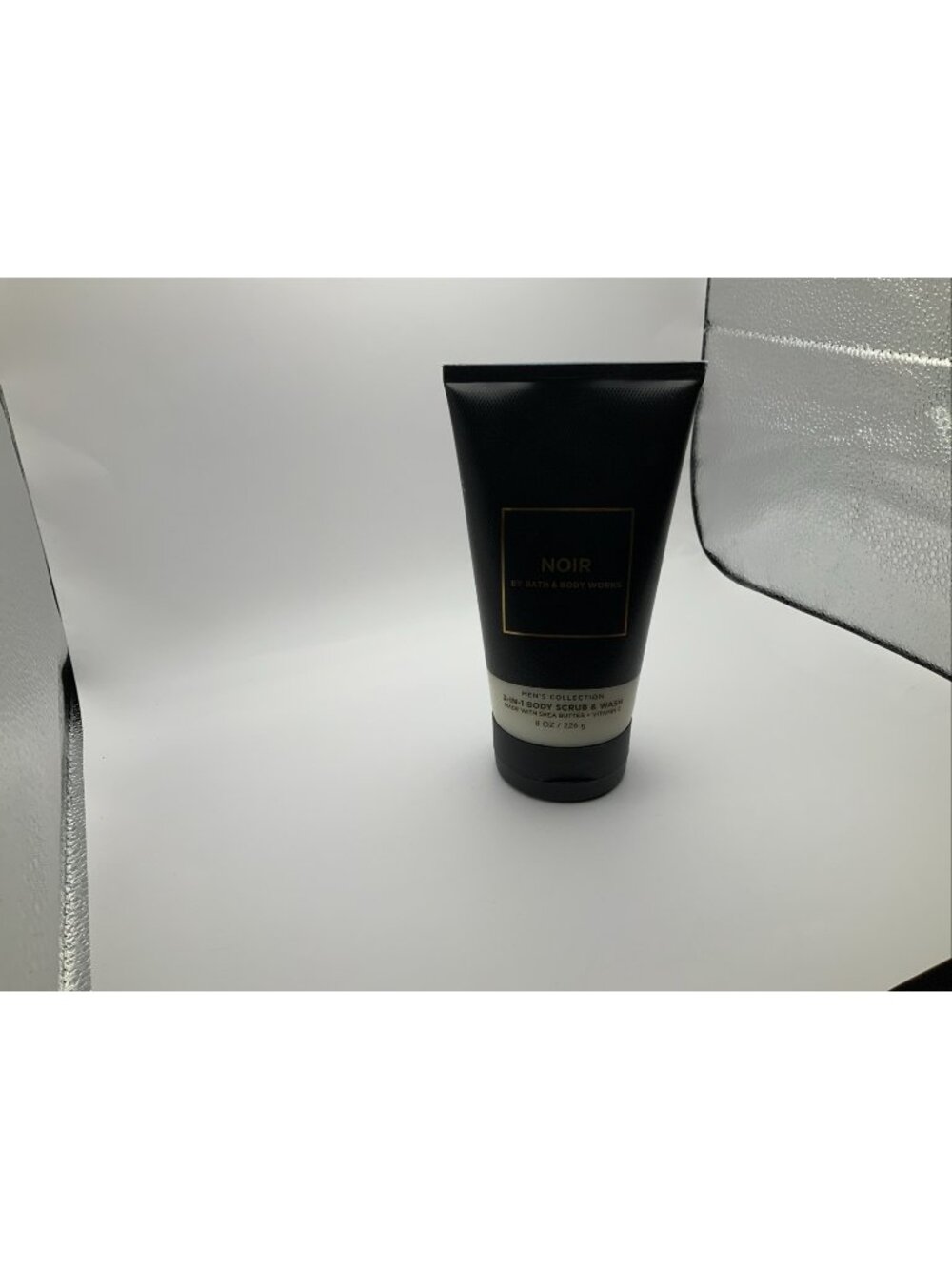 Bath & Body Works Noir Men's Collection 2 in 1 Body Scrub & Wash 8 oz New